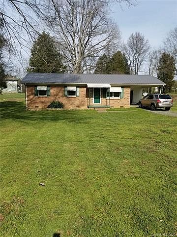 1st image of 247 Branchwood Cir
