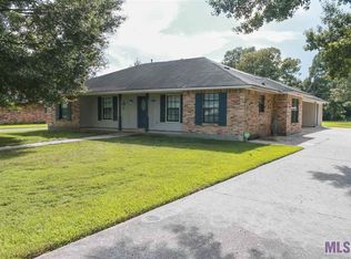 2213 Debra Dr, Baker, LA 70714