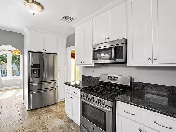 4th image of 5133 Brynhurst Ave