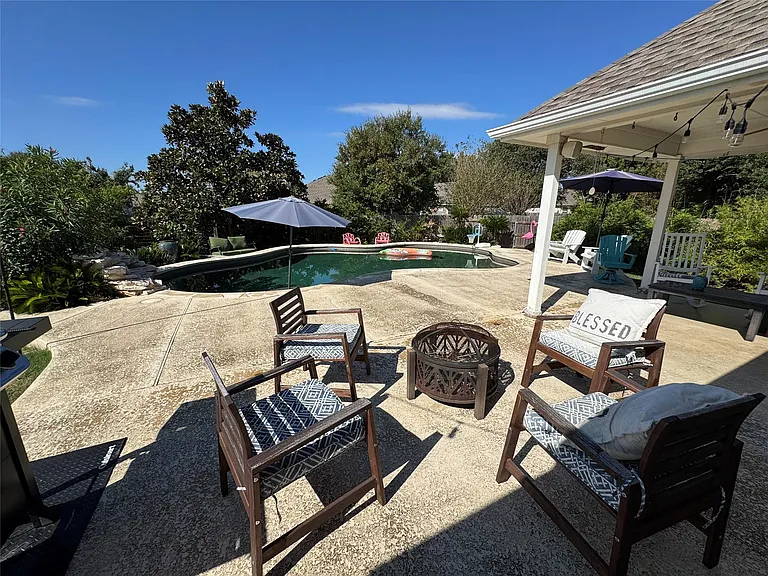 17800 Kilkenny Dr — Photo 22
