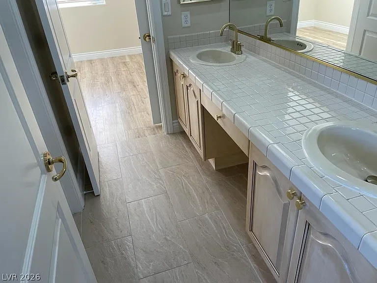 2960 Sun Lake Dr — Photo 47