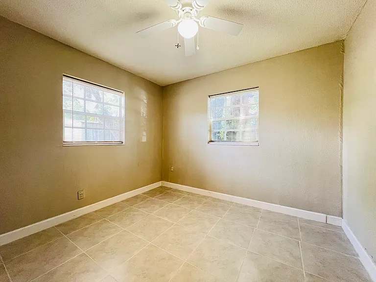 440 Nora Ave — Photo 15