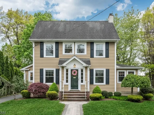 340 Franklin Ave, Ridgewood Village, NJ 07450