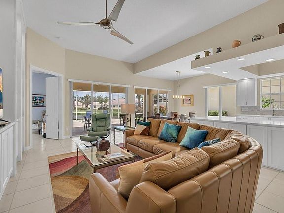 3rd image of 8375 JESOLO LANE