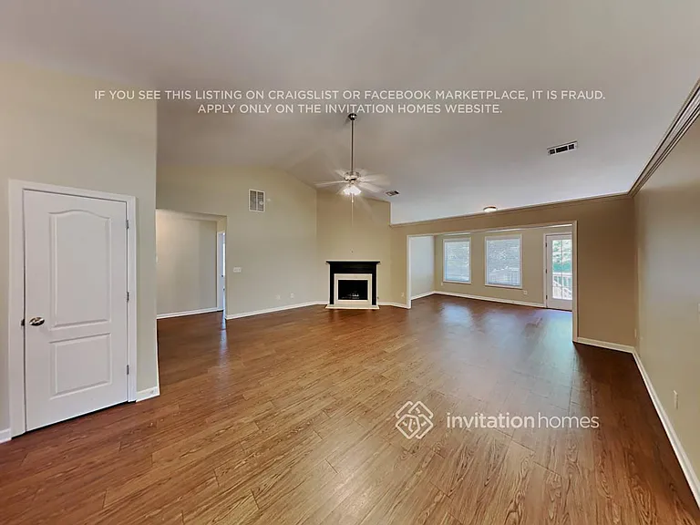 54 Brookridge Ct — Photo 4