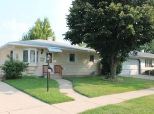 8510 16th Ave, Kenosha, WI 53143