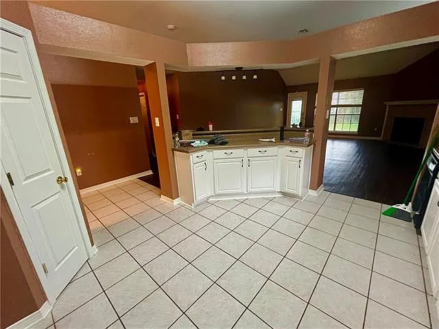 101 Moonraker Dr — Photo 17