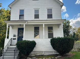 122 Prospect St, Johnstown, NY 12095