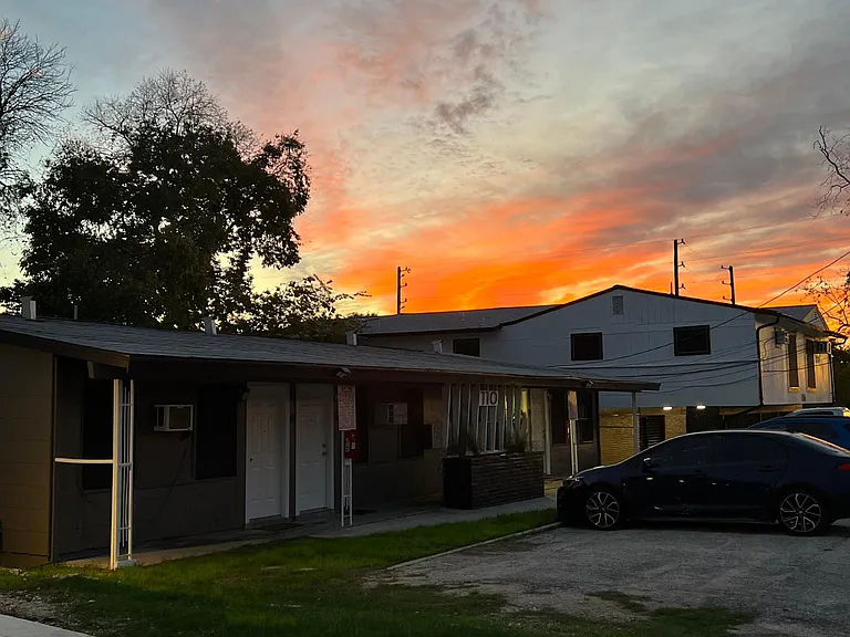 Mahncke Park LLC — Photo 23