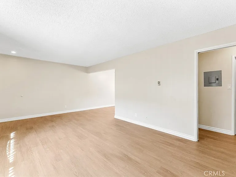 5932 Santa Barbara Ave E #B — Photo 8