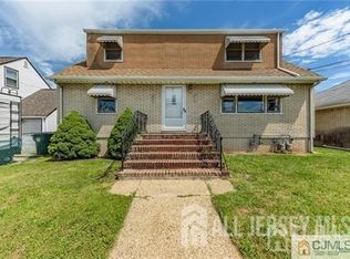 55 Larch St #1, Pt Reading, NJ 07064