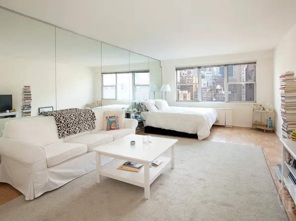 155 East 34th Street image 1 of 4