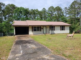 160 Highland Ests, Commerce, GA 30529