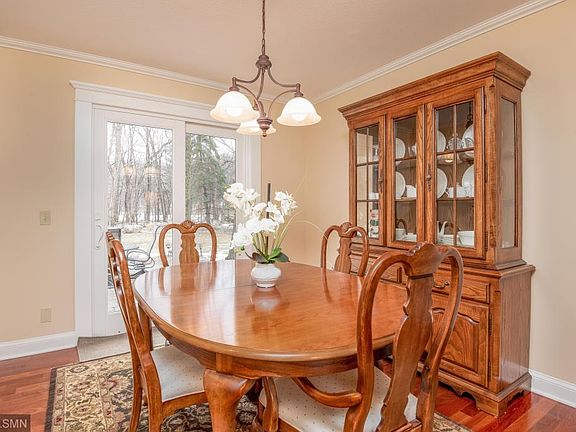 5th image of 1715 Shadyview Ln N