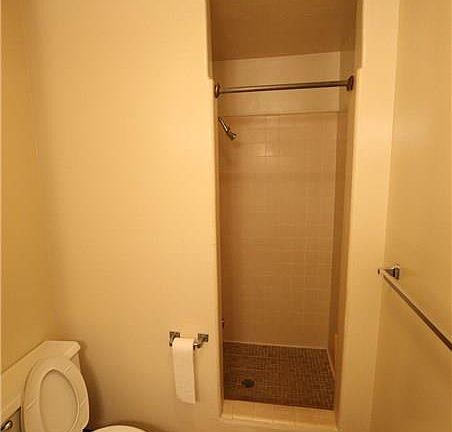 2nd image of 1055 Kalo Pl APT 2A