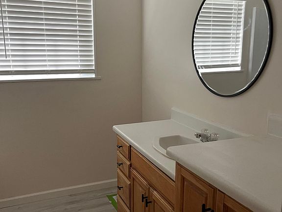 Main bathroom