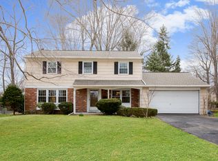 148 Centennial Rd, Warminster, PA 18974
