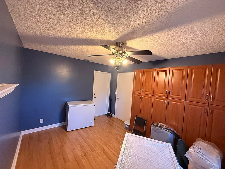 5584 Priscilla Ln — Photo 10