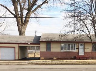 1180 Patterson Rd, Florissant, MO 63031