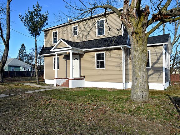 5th image of 98 Cordello Ave