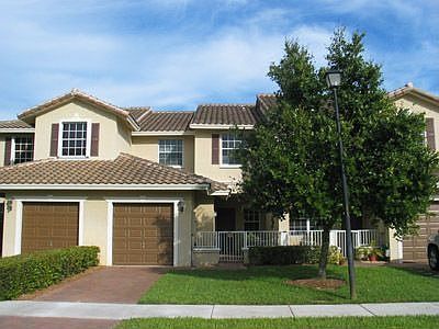 1st image of 3166 Fairway Cir