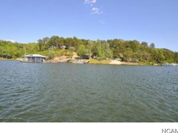 3rd image of 850 County Road 225