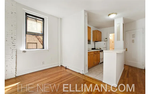 Rented by Douglas Elliman | media 8