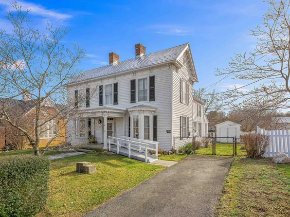 35 E Main St, Fincastle, VA 24090