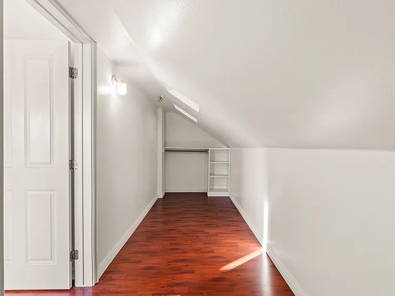 2673 Menlo Ave #3 — Photo 39