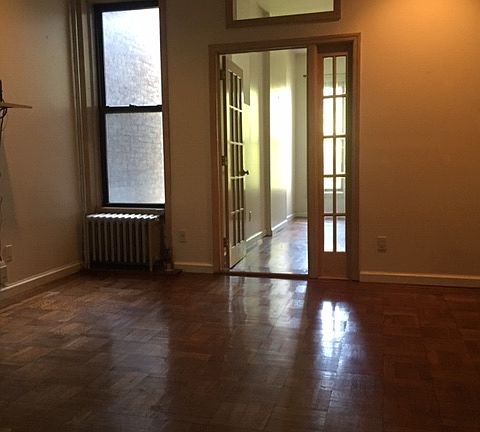 5th image of 162 7th Ave APT A3