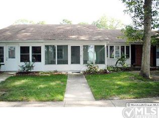 691A Plymouth Dr, Lakewood, NJ 08701
