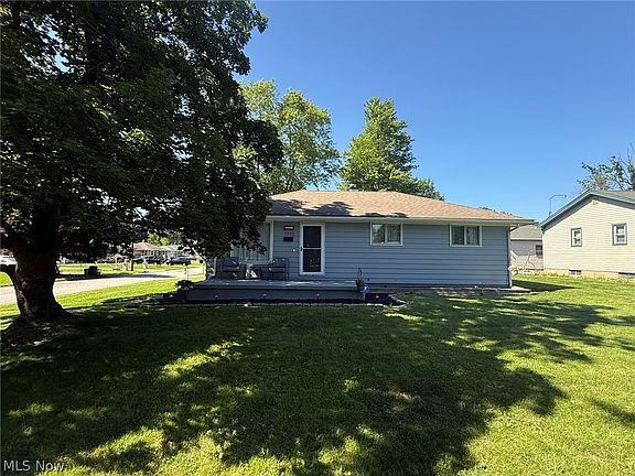 2nd image of 1710 Halbert Dr