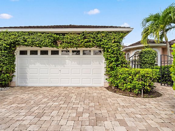 2nd image of 2443 Muir Circle