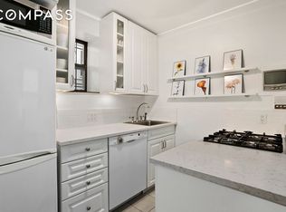 546 E 11th St APT 2B, New York, NY 10009