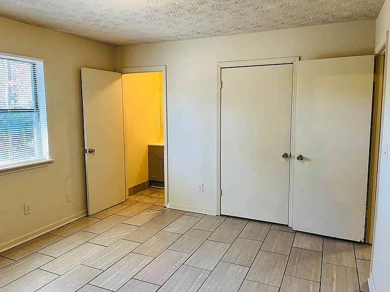 4120 Midway Rd — Photo 9