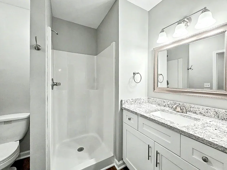 960 Sims St SW — Photo 15