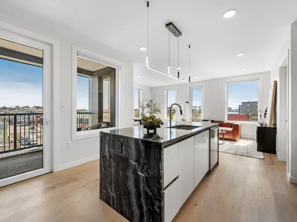2 Maverick Sq #503, Boston, MA 02128