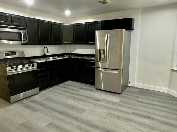 5th image of 2007 N Front St #1F