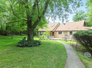 N6701 Harrison Rd, Hilbert, WI 54129