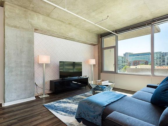 2nd image of 708 10th Ave #426