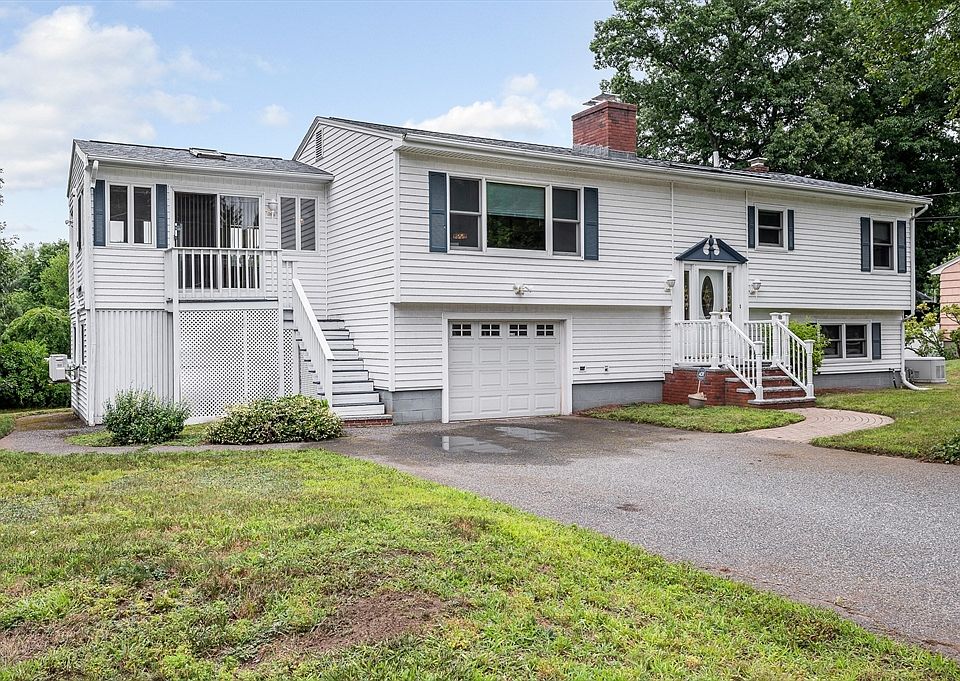 1st image of 19 Cochrane Cir