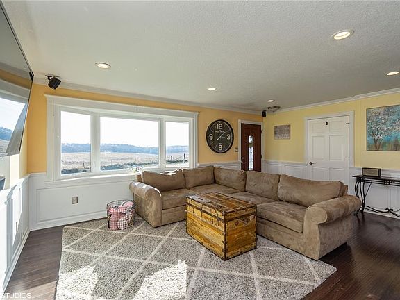4th image of 2875 Ireland Ave NW