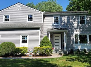 22 Gunther St, Mendham, NJ 07945