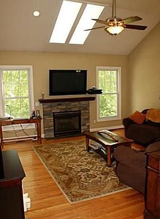 5th image of 20 Glen Eagle Way