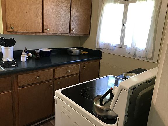 3rd image of 240 White St