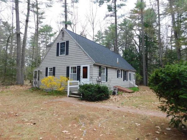 15 Lakeview Drive, New Gloucester, ME 04260