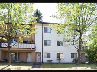 13316 71b Ave #202, Surrey, BC V3W7Z4