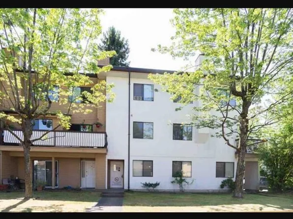 13316 71b Ave #202, Surrey, BC V3W 7Z4