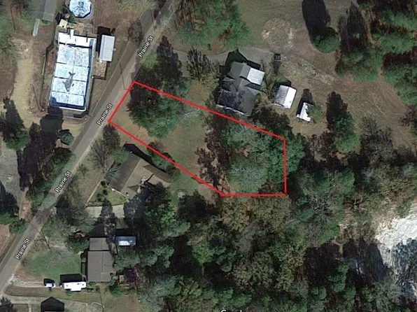 Prairie St, Macon, MS 39341