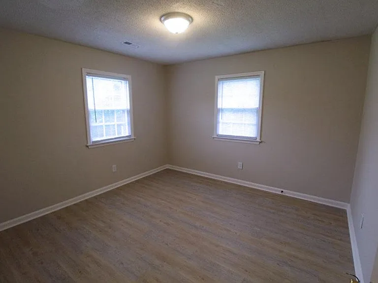106 Foxberry Cir #B — Photo 6